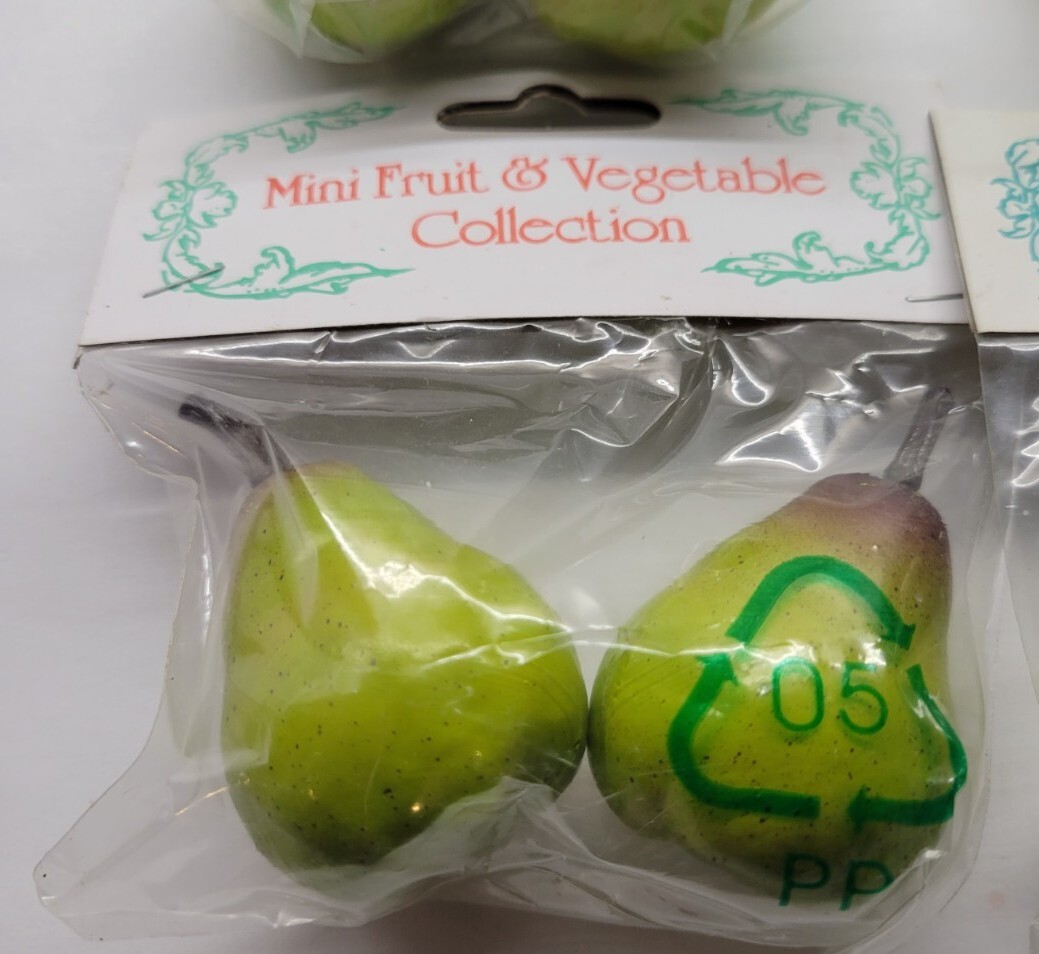Allstate Floral & Craft 1.5″ x 1.5″ Mini Pear Lot Of 4 Packs Of 2