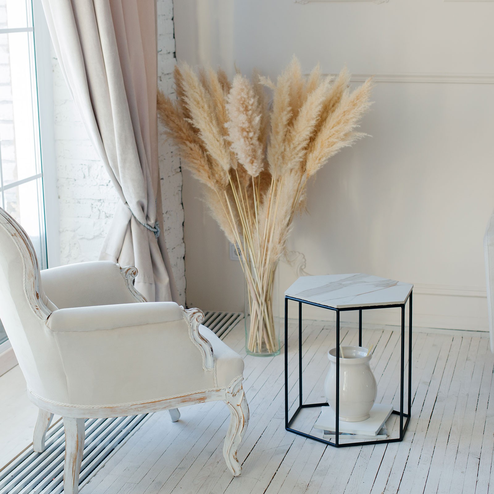 7Pcs 37.8in Pampas Grass Decor Artificial Pampas Grass Bulk Beige