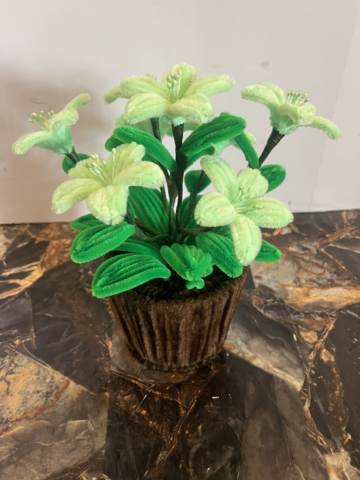 Handmade Chenille Stem Lily Flower Pot Artificial Floral Home Decor Gift