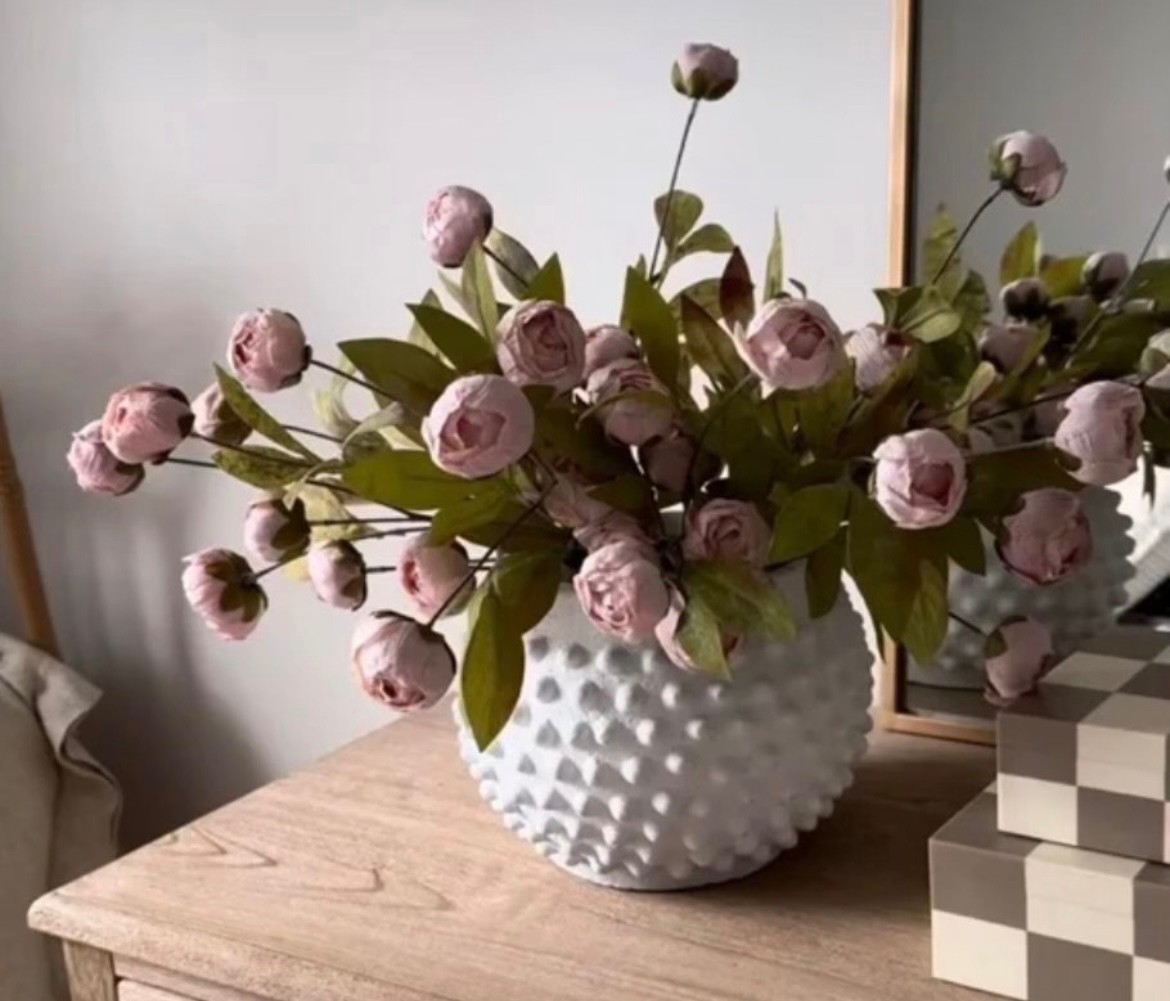 Viral Ashland Michael’s Set of 8 Tan Peony Stems