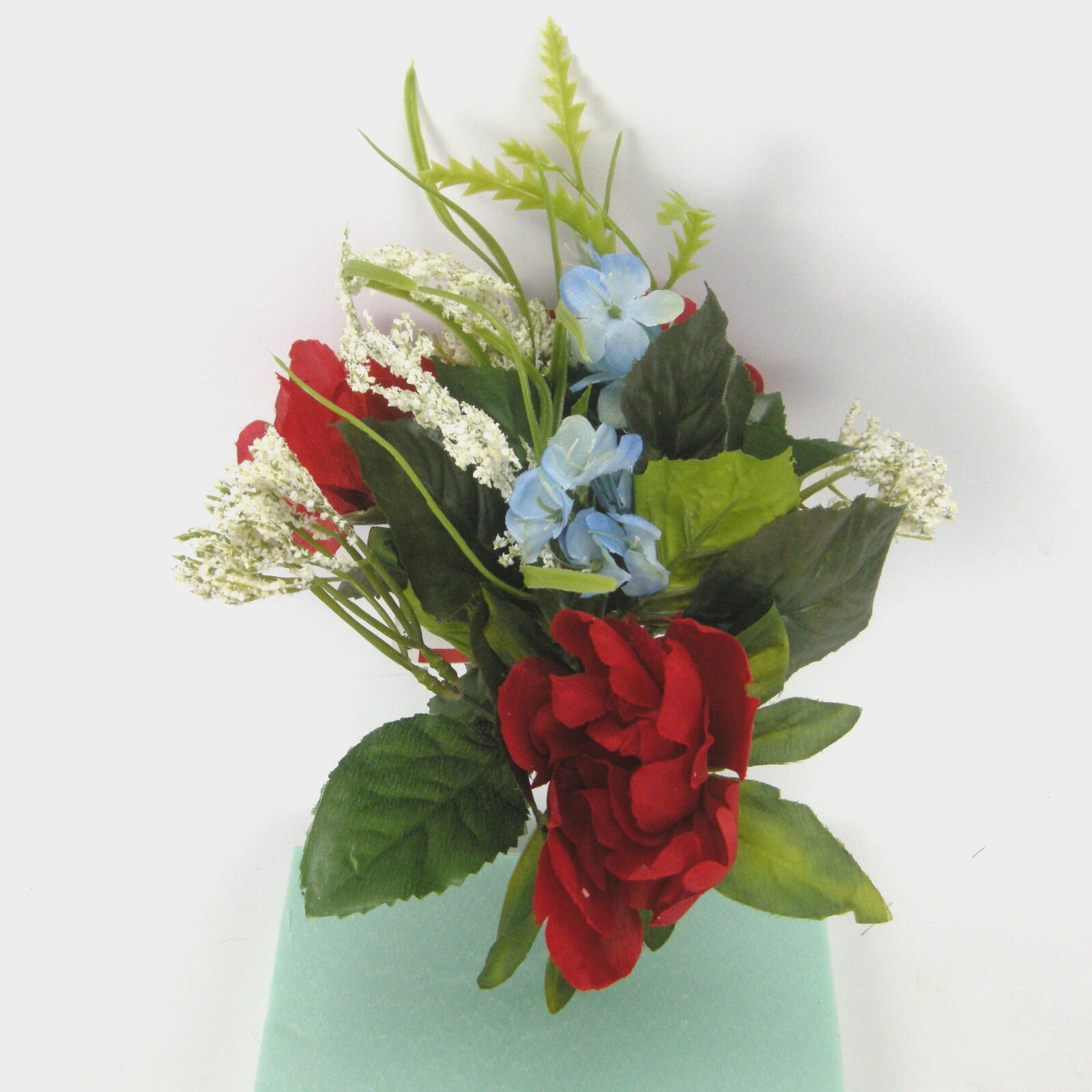 Silk Flower Lot of 17 Bushes 12″ Patriotic Red White Blue Florist Quality