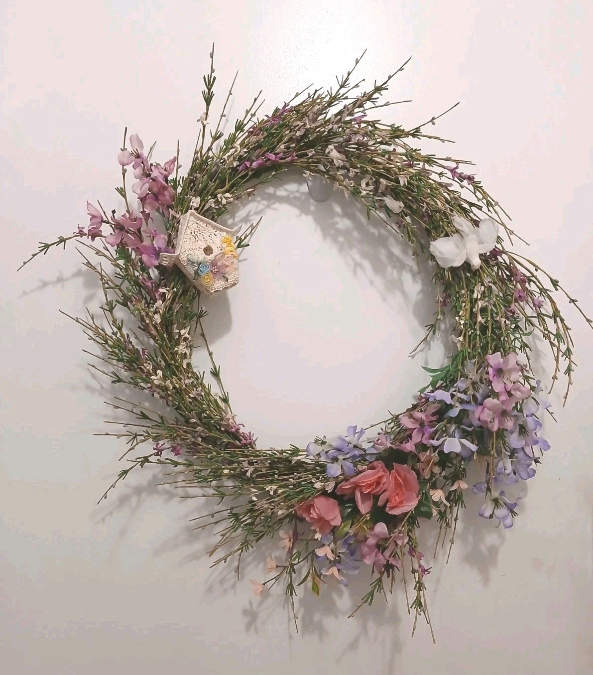 Spring Summer Door Wreath 18″ Field of Flowers Crochet Feather Bird House Wall