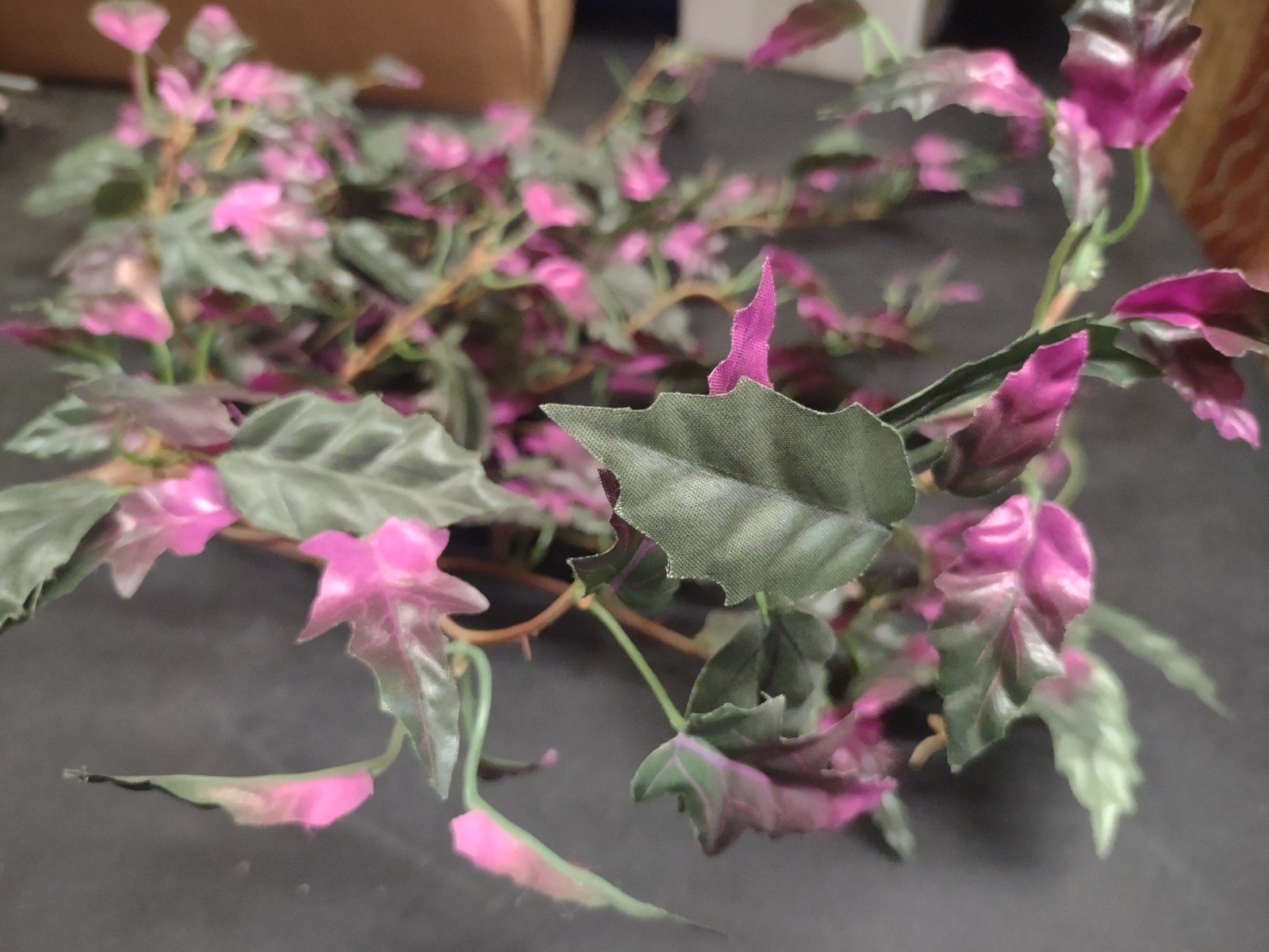 18″ Hanging Ivy Bush w/15 Wired Wood-Brown Branches, Purple & Green Silk Leaves