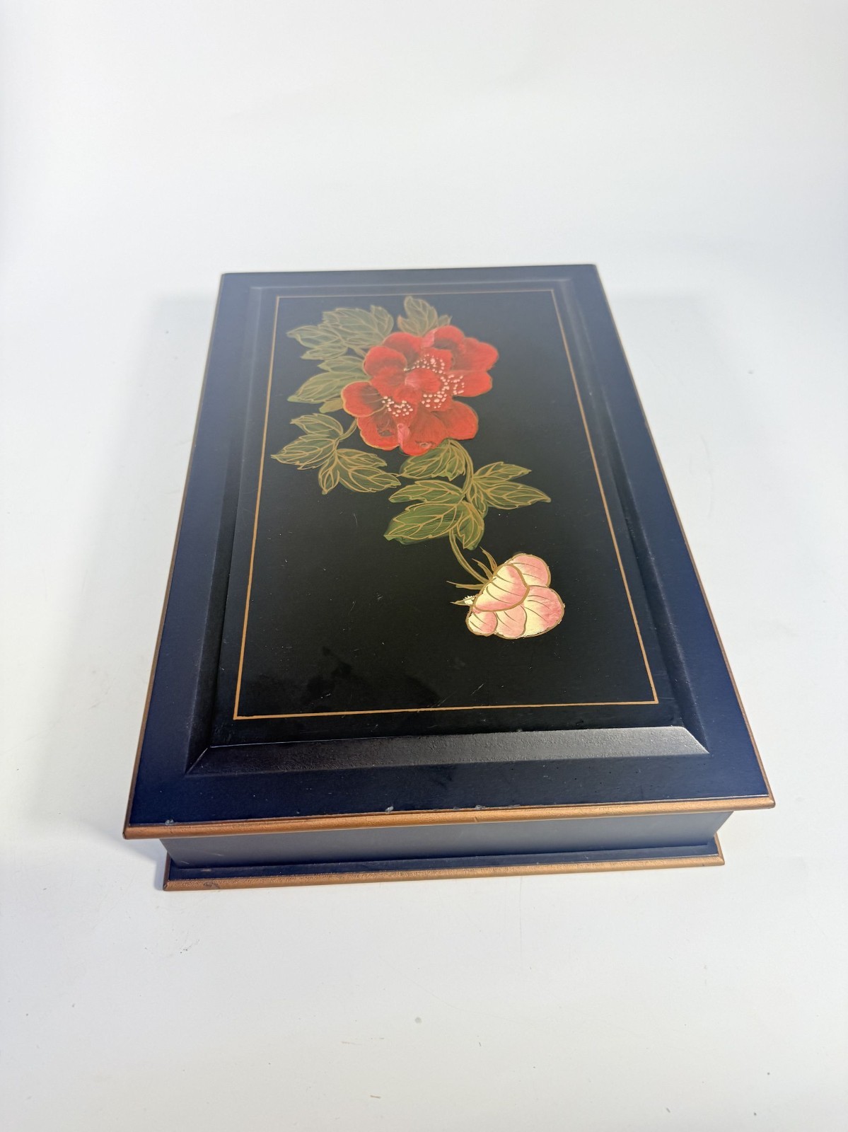 Jewlery Box Embossed Flowers Chinoiserie Oriental Boudoir Table Home Decor Black