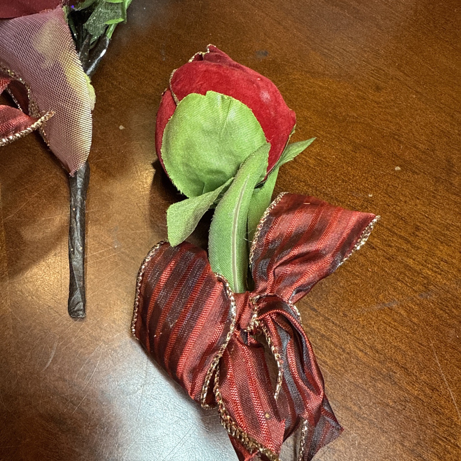 3 Pcs Faux Velvet Rose Flowers W/ Bows Christmas Pier One VTG Home Decorating