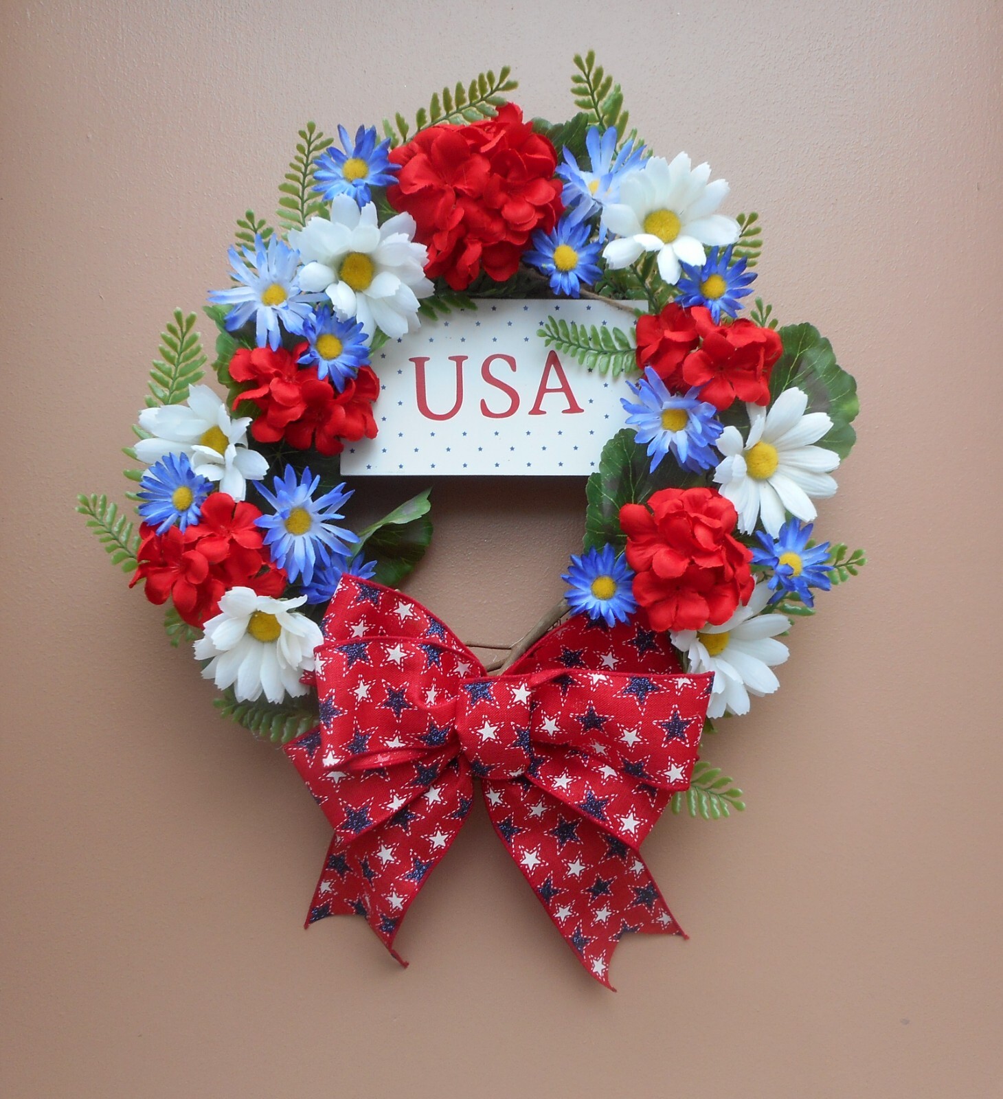 15″ USA Patriotic July 4th Red White Blue Floral Summer Grapevine Wreath