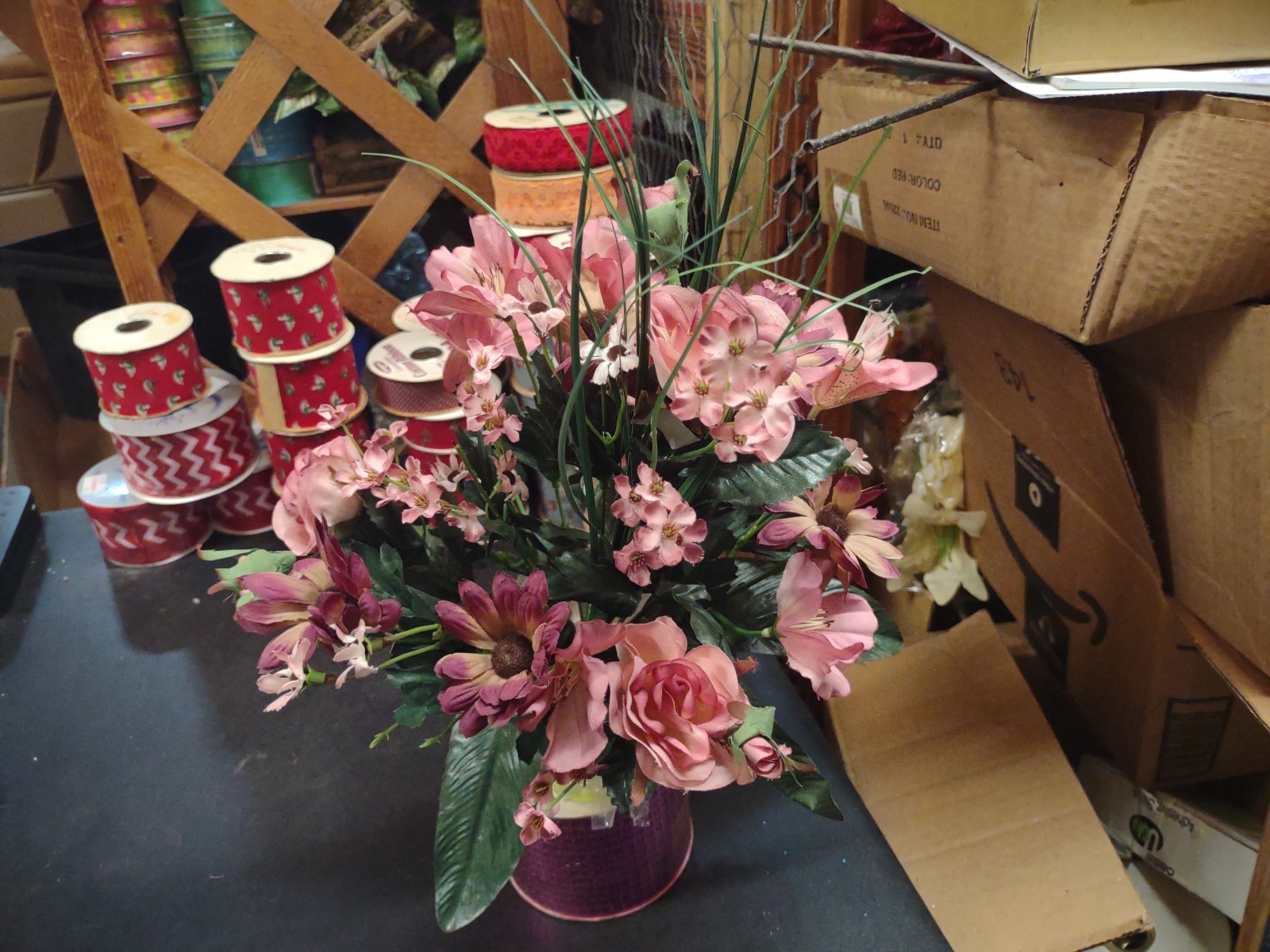 16″ Silk Floral Arrangement Bush, 14 Stems, Rose/Daisy/Tiger Lily, Mauve Flowers