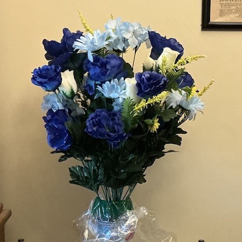 NEW – Silk Flower Bouquet/Arrangement In Blue And White
