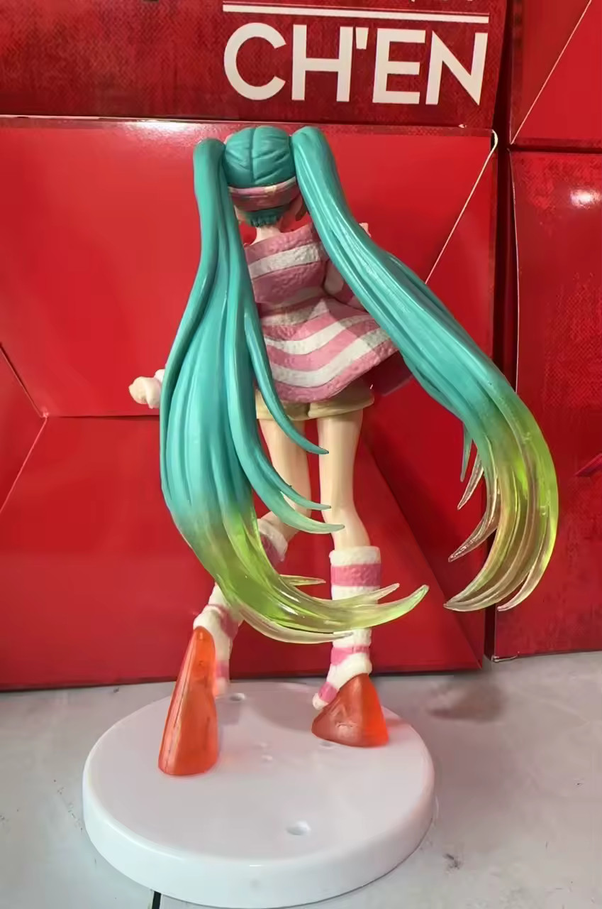 20CM Hatsune Miku Pajamas Figure Anime PVC Collectible Model Toy Gift