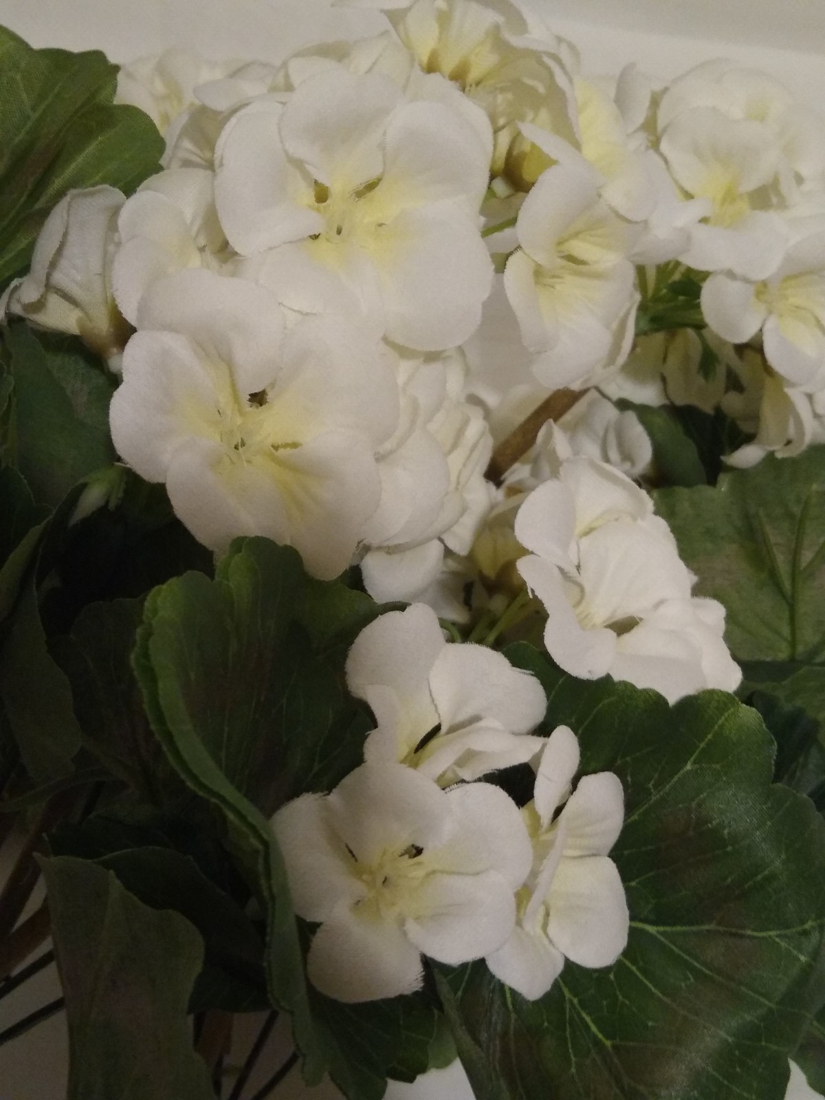 Artificial Flowers White Floral Stems 4 Garden Decor Gardening Nature Theme