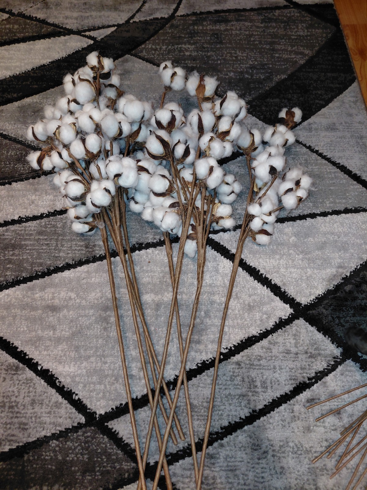 Huge Bundle Of Brand New Beautiful Mixed Faux Roses, Eucalyptus Etc Over 50 Pcs!