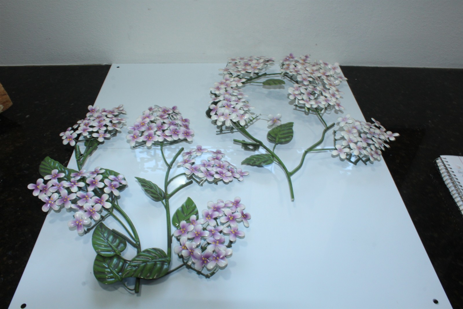 Vintage Floral Wall Decorations Metal Green Leaves With Purple Flowers 2 Pieces