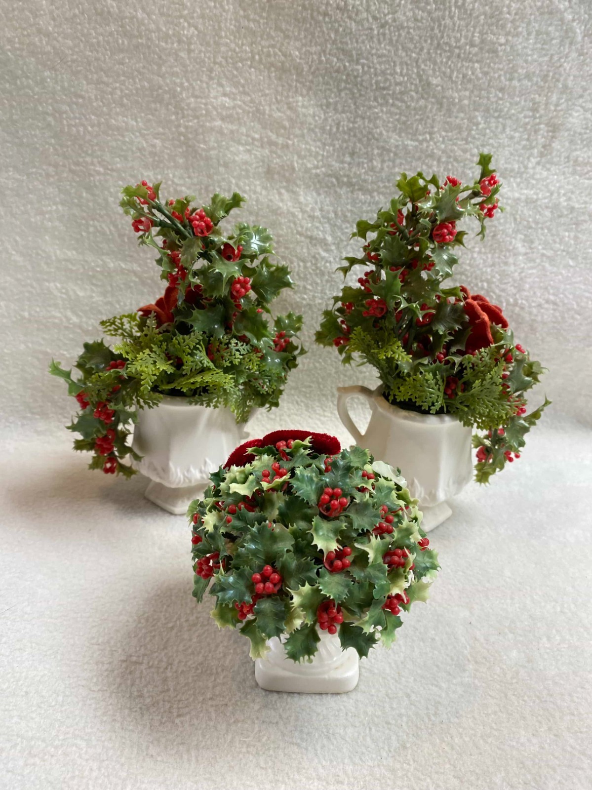 Vtg 3 Inarco Plastic Foliage (Holly/Roses) Displays in White Pitchers/Containers