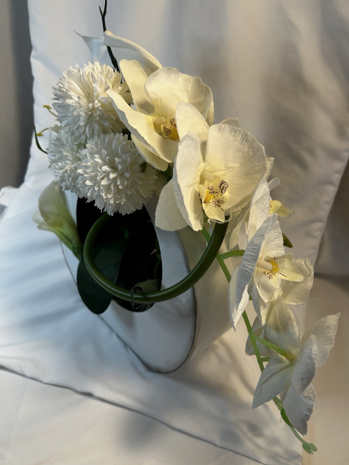 White Silk Floral Arrangement, Centerpiece contemporary Asian Zen Orchids, Lilly