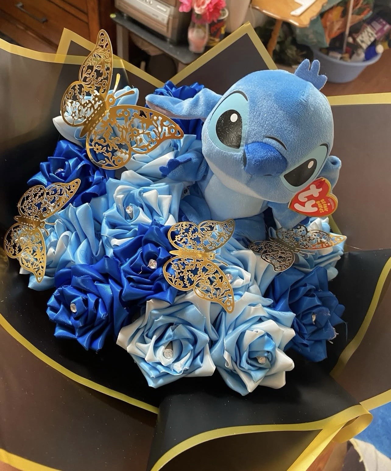 Ty Artificial Rose Bouquet with Plush Toy, Multicolor Arrangement