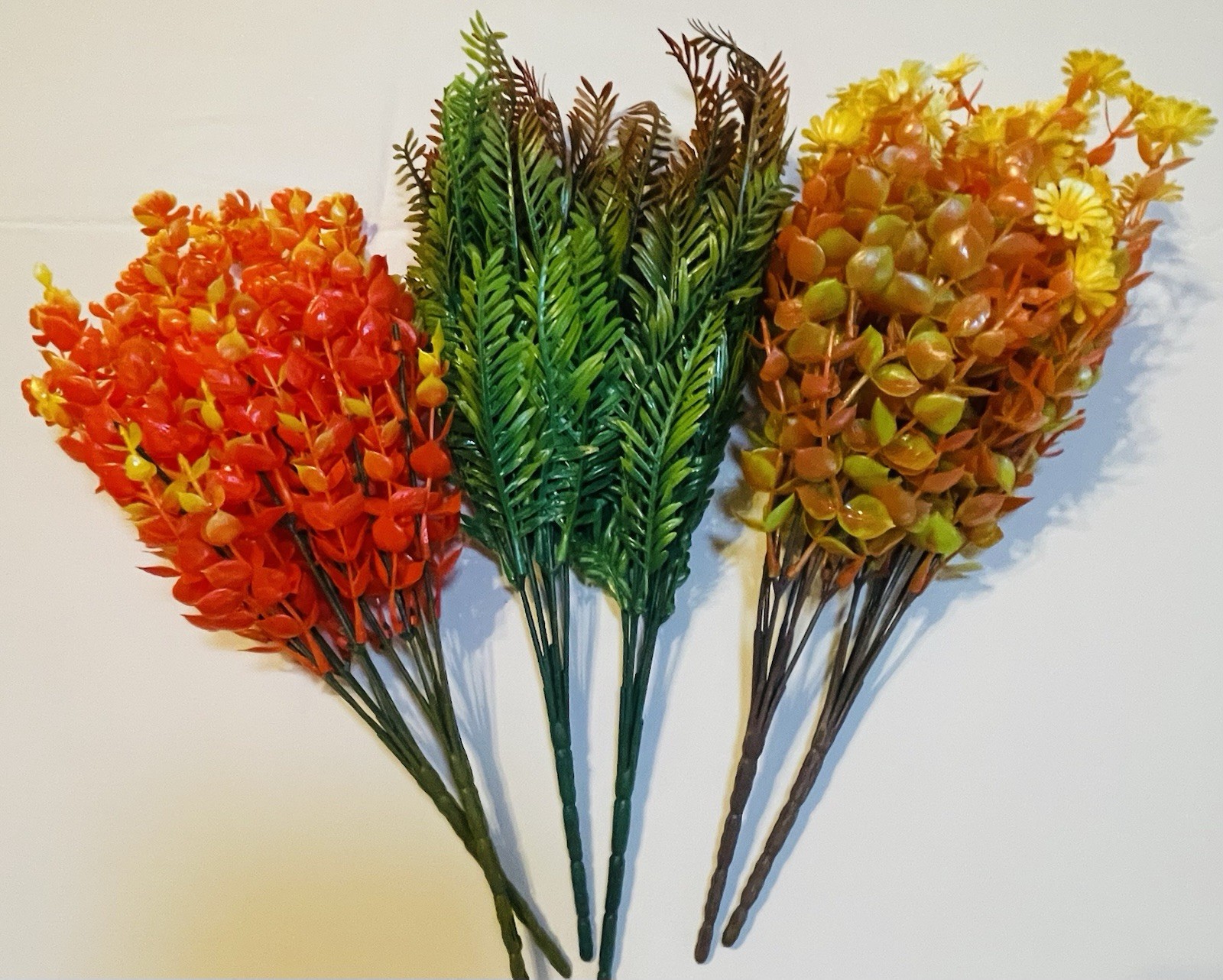 Box Of Flowers / Greenery. Indoor or Outdoor. 12 Stems – New
