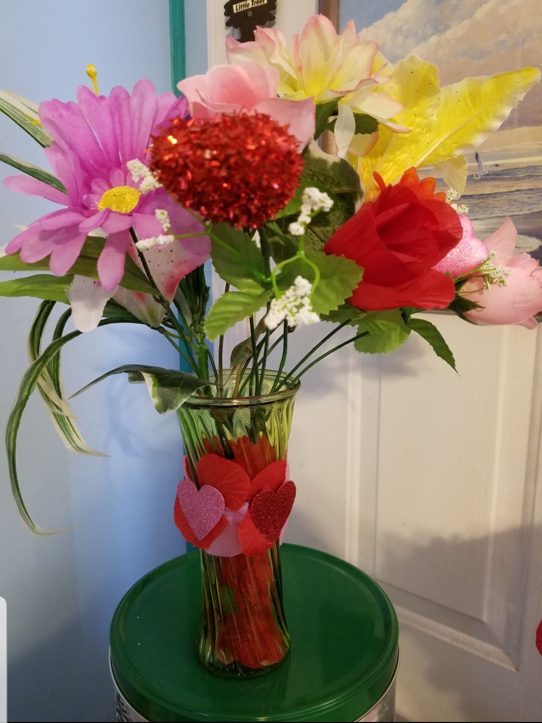 Beautiful green’ish unique glass vase with silk fabric flowers Please go to my