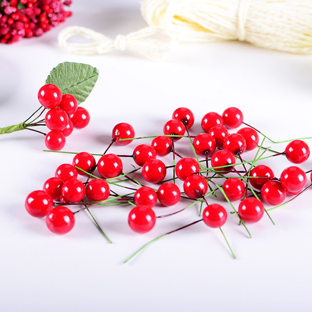 100Pcs Red Fake Berries Christmas Decorative Fruit Picks for DIY Home Ornament