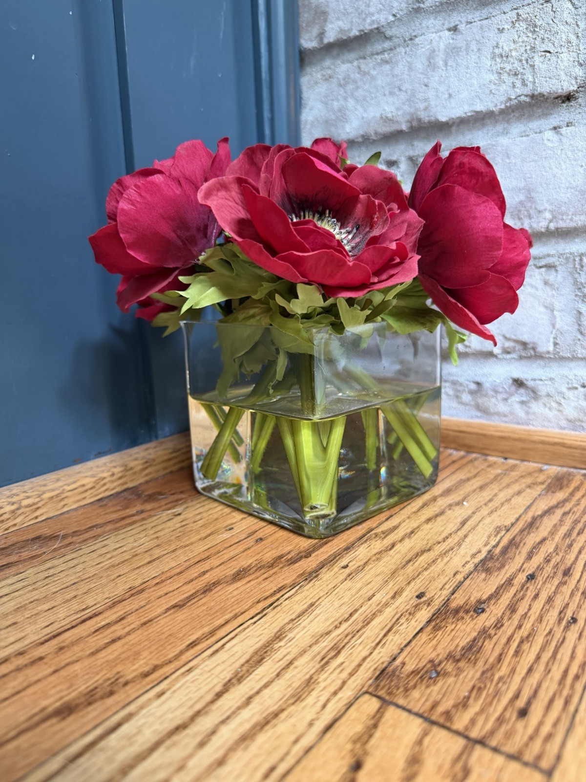 Artificial Red Poppy Floral Arrangement, Clear Glass Cube Vase, Plastic