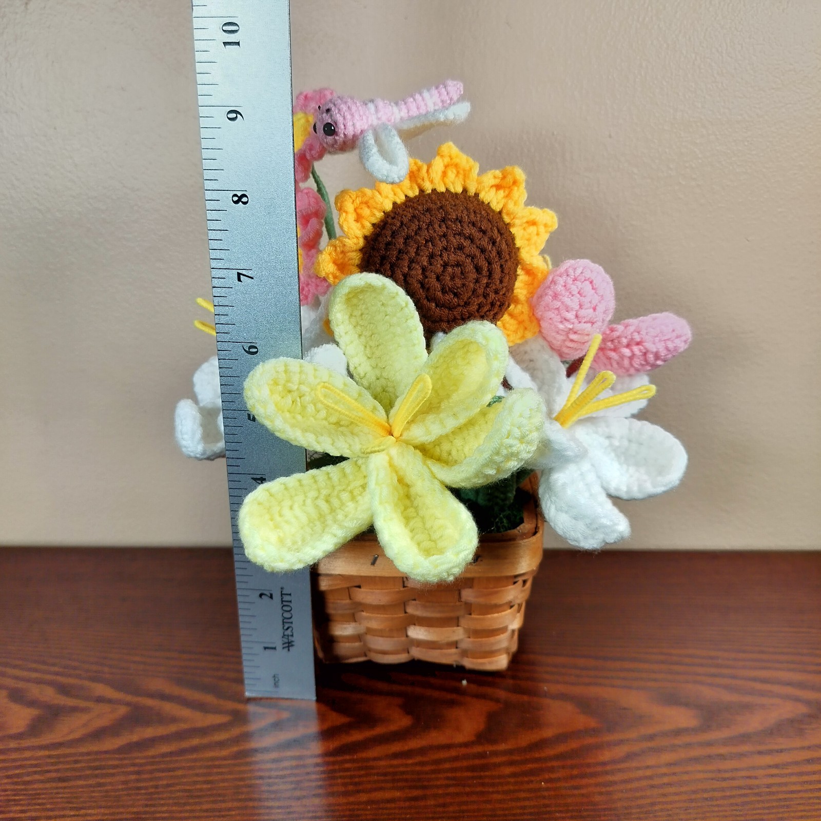 Handmade Crochet Flower Bouquet In Basket w/ Dragonfly Sunflower Lily’s Daisies