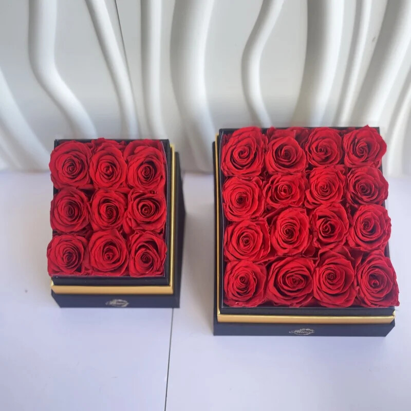 Eternal flowers in trapezoidal gift boxes for Valentine’s Day Mother’s Day gift
