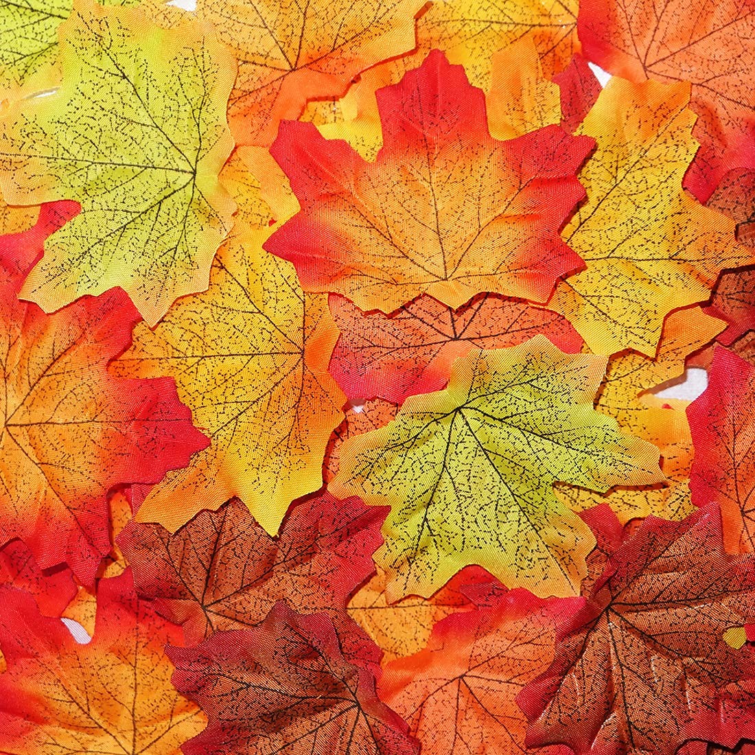 300 PCS Faux Artificial Maple Leaves Decoration Autumn Thanksgiving Decor