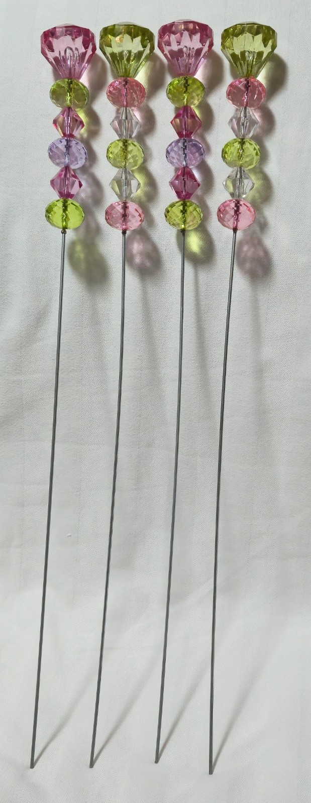 SET OF 4 FAIRY GARDEN GREEN PINK & CLEAR ACRYLIC CRYSTAL BEADED STAKES WANDS 16″