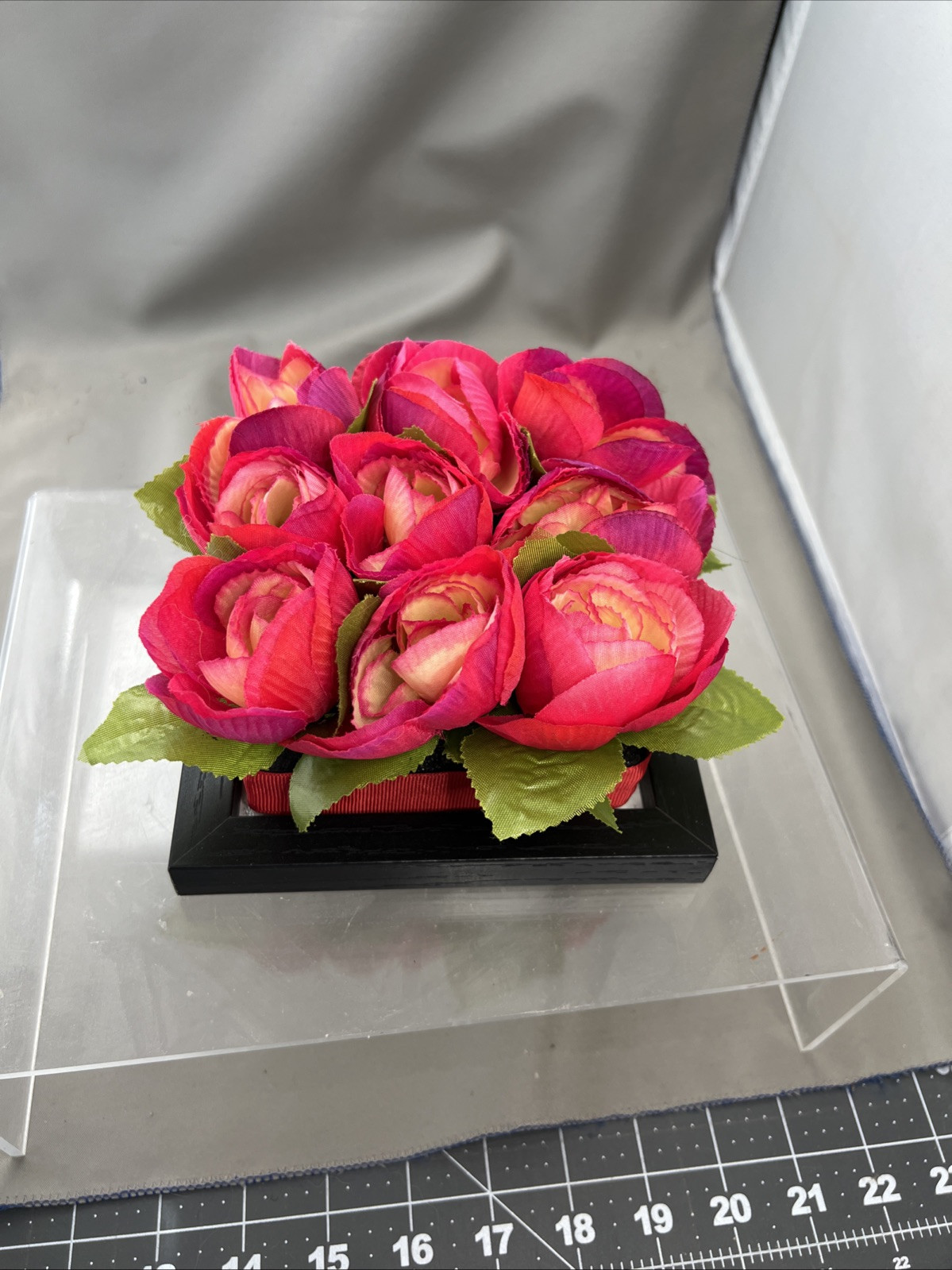 Pink Red Faux Silk Ranunculus Buttercup 9 Flower Box Table Centerpiece 6” Square