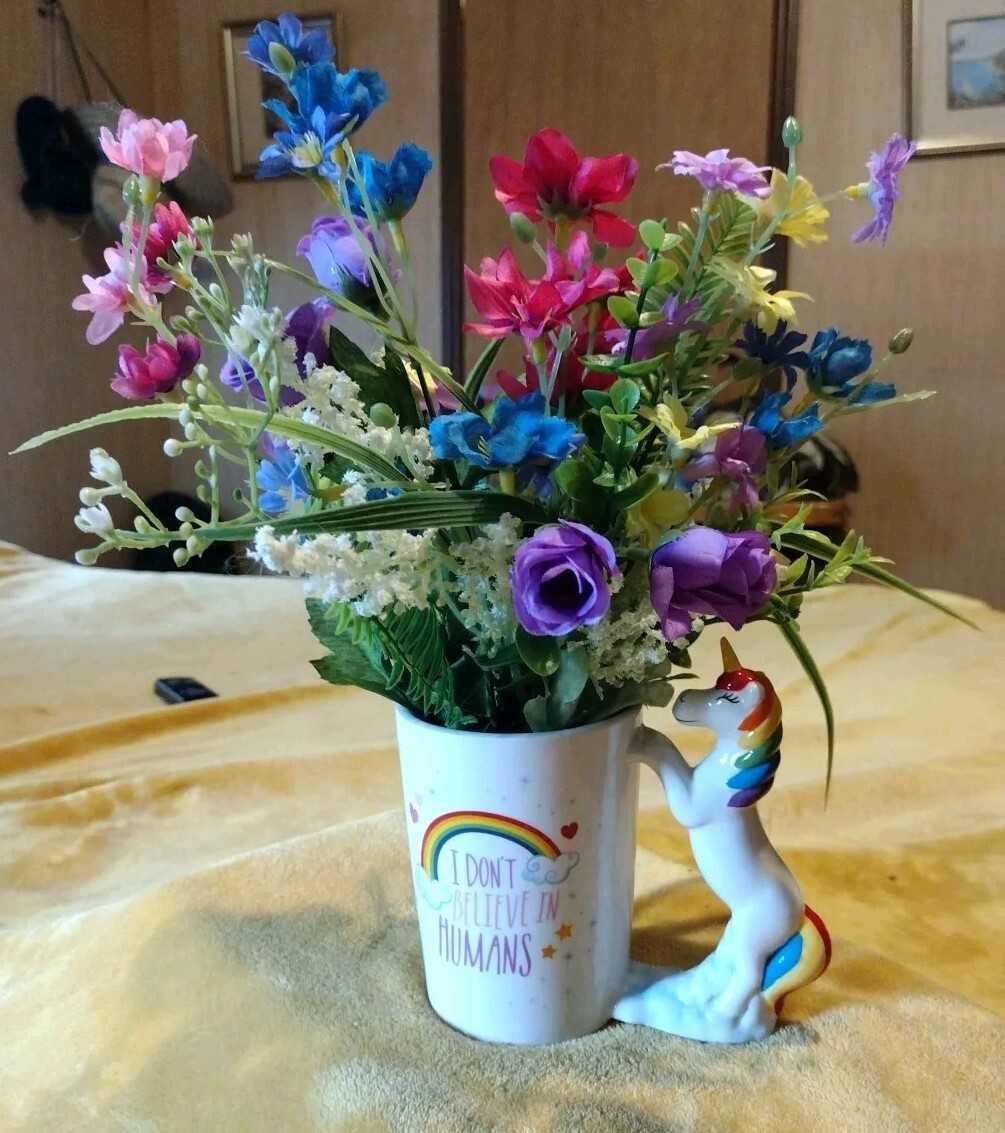 “I Don’t Believe In Humans” Rainbow Unicorn Mug Artificial Flower Arrangement