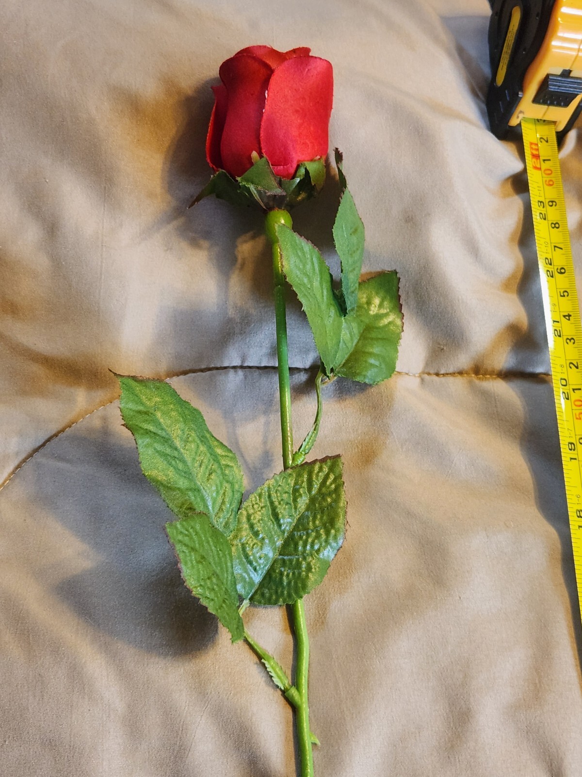 12 Piece Faux Long Stemmed Red Rose & Ficus Bundle (8 Roses, 4 Ficus) – Used