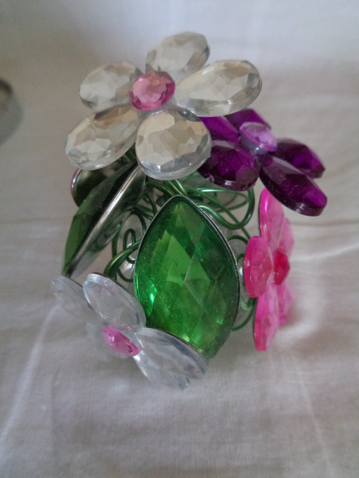 Plastic Daisy Decoration (#6245)
