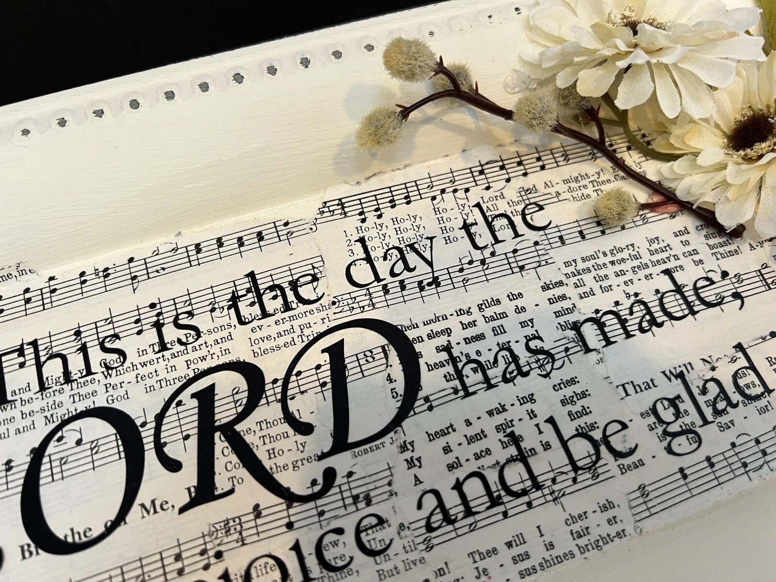 Psalm 118: 24 Handmade Decorative Tray This is the Day the Lord has made Floral