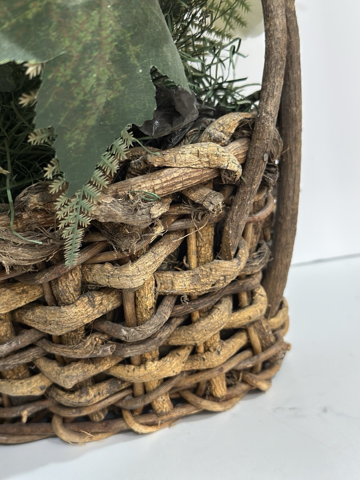 VTG Flower arrangement Rustic Twig Vine Handmade Basket Whimsical Centerpiece