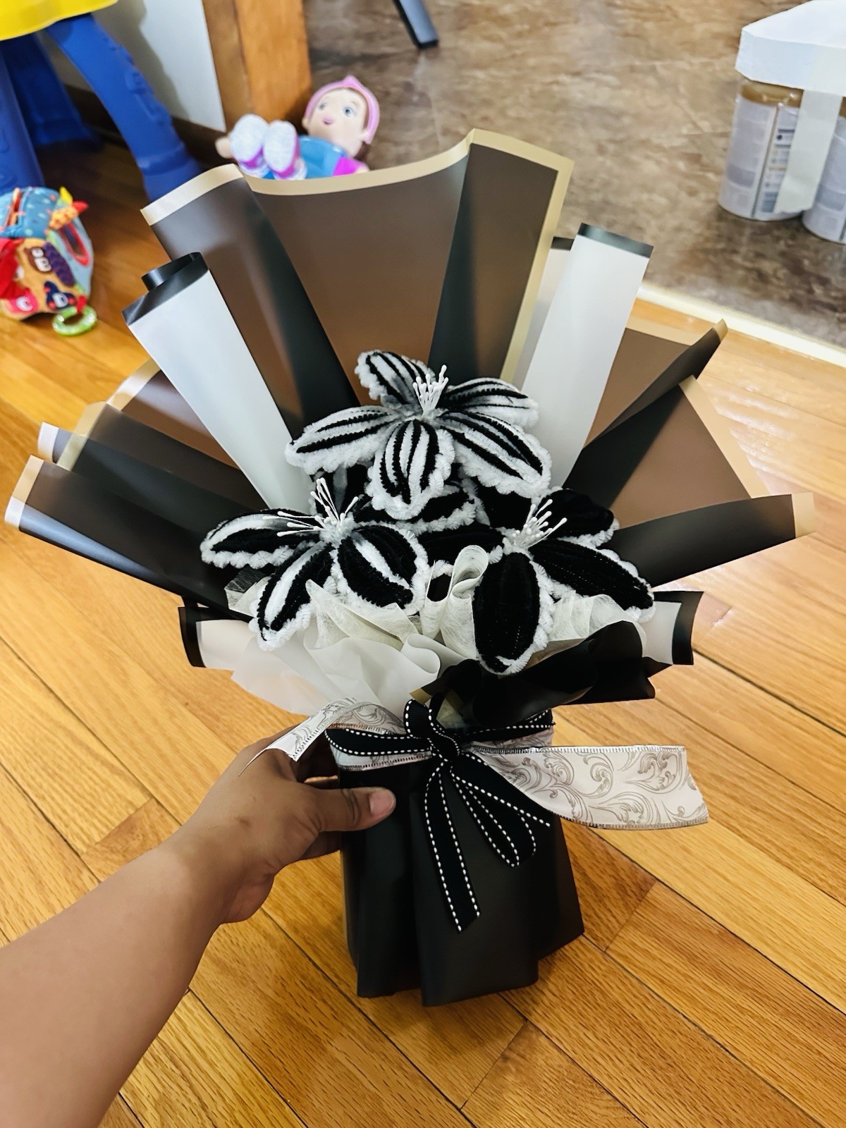 Fuzzy Wire Flower Bouquet, With 3 Flowers Of Your Color Choice