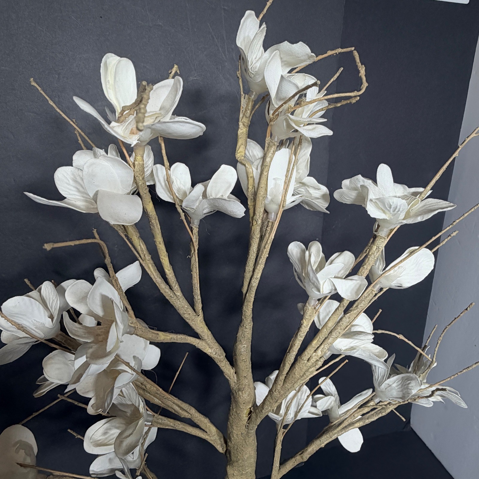 Gorgeous Lighted LED Magnolia Flower Tree White 24” Tabletop Decor Timer 5V DC