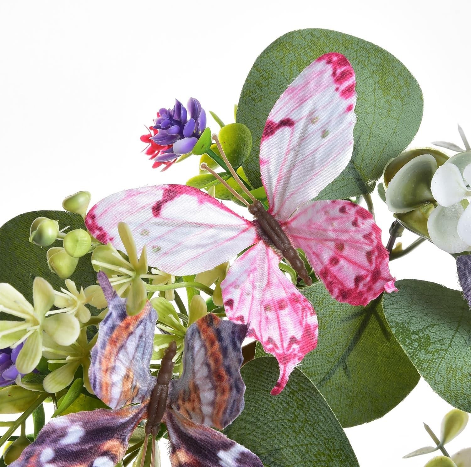 Versatile 10-Inch Eucalyptus and Daisy Wreath for Kitchen and Home Elegance