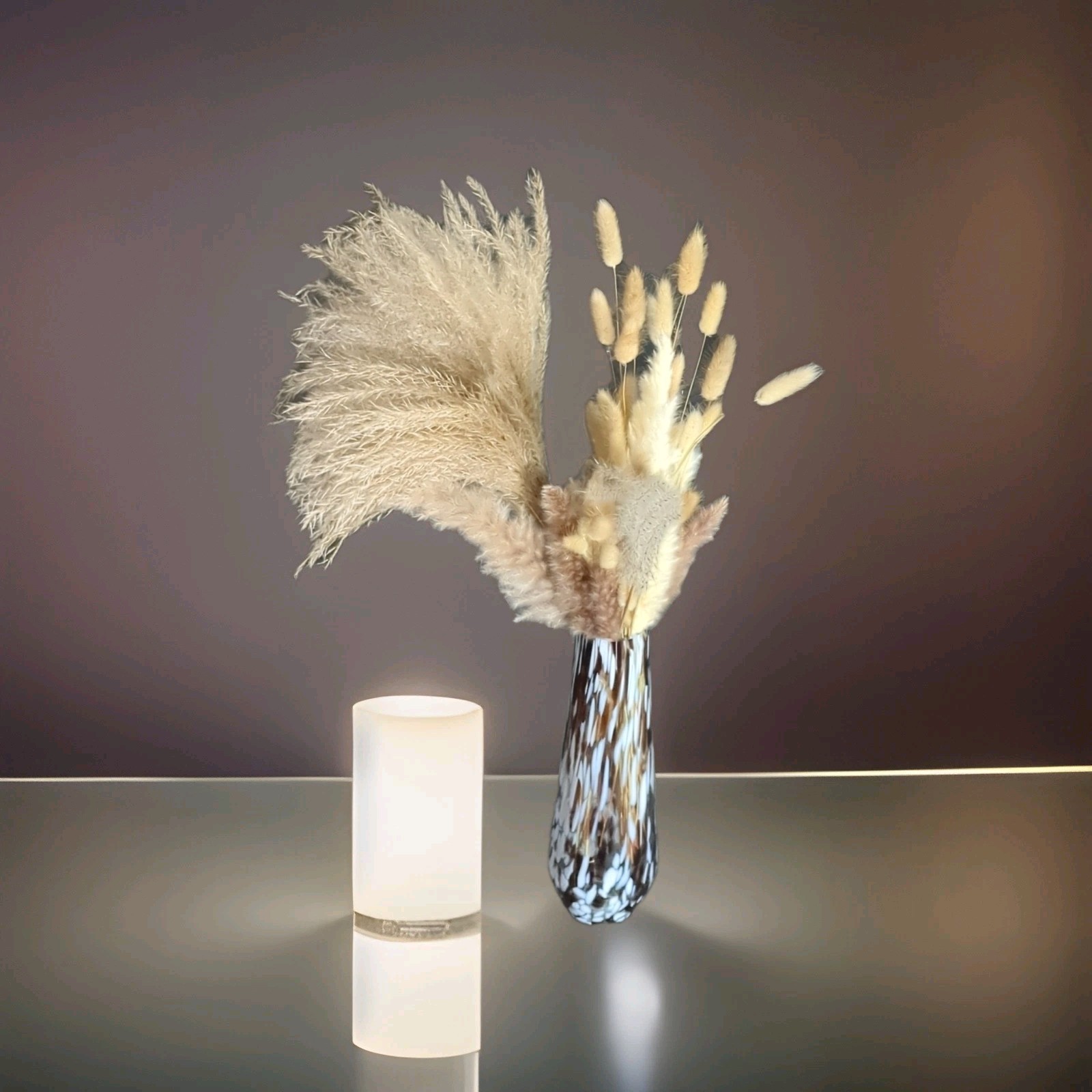 Pampas Grass Artificial Arrangement Beige Brown Dried Flowers Glass Vase 2ft L