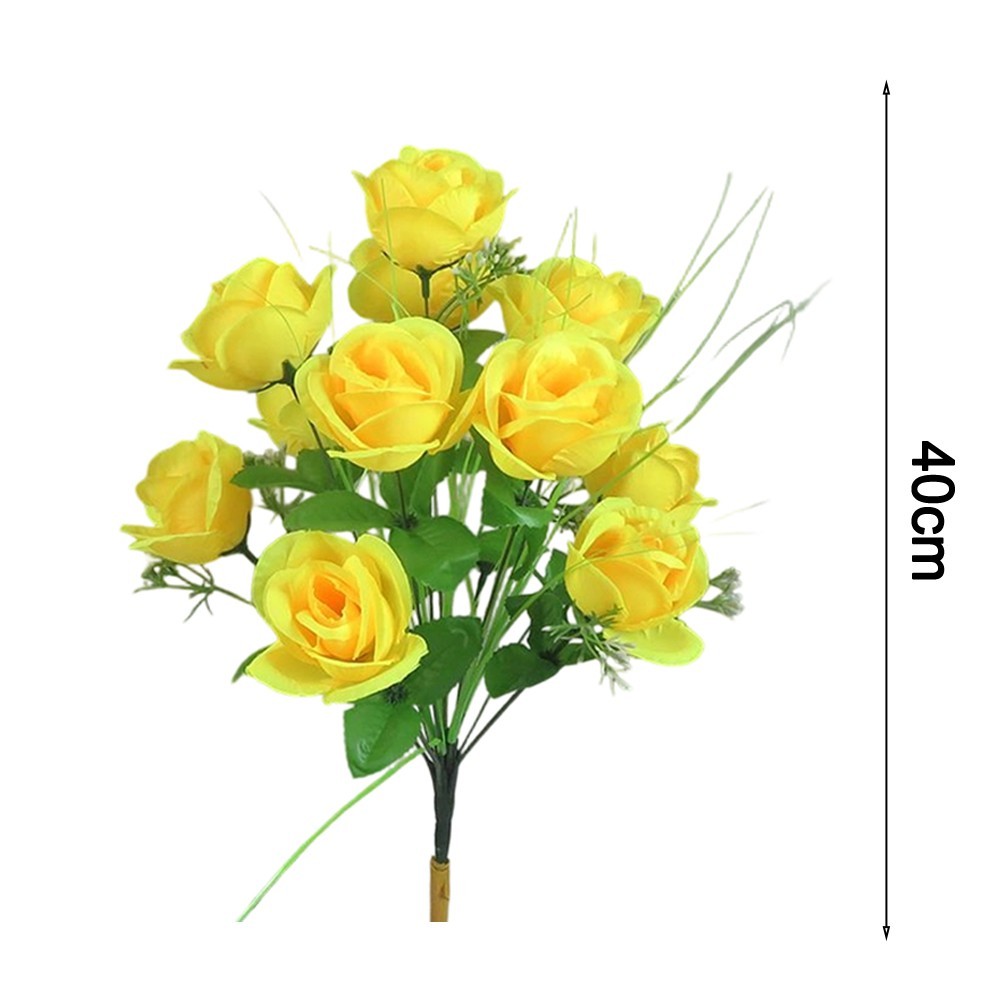 Artificial Roses Resembling Fresh Cut Flowers for Wedding and Banquet Setup