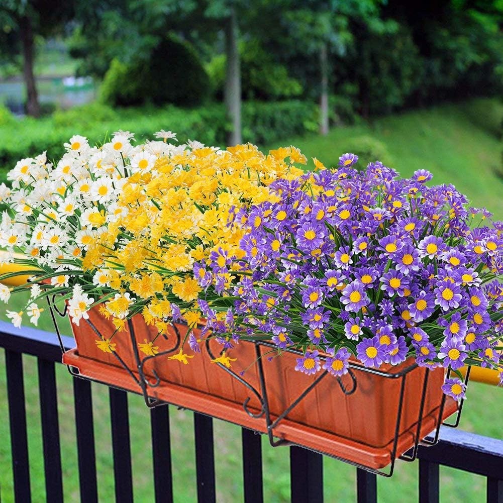 4 Bundles of Lifelike Artificial Daisies – Eco-Friendly Indoor/Outdoor Decor