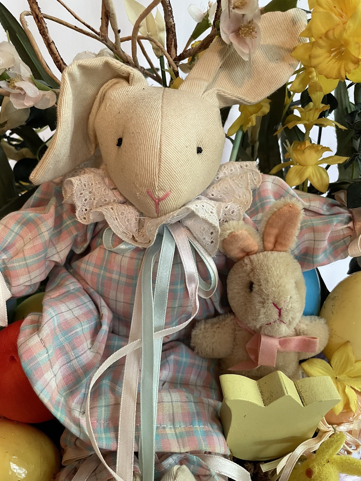 Mama Baby Bunny Easter Egg Floral Arrangement Centerpiece Decor Clay Vintage