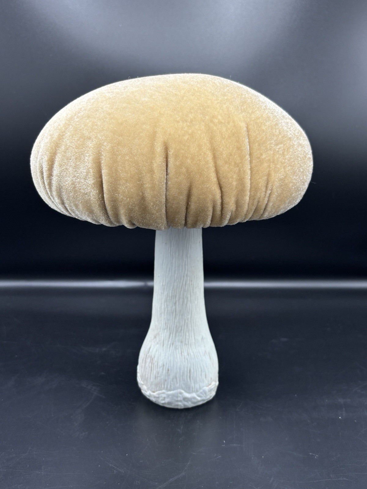 Set Of 2 Flora Bunda Soft Velvet Mushrooms Shelf Sitters Retro Tan/green Large
