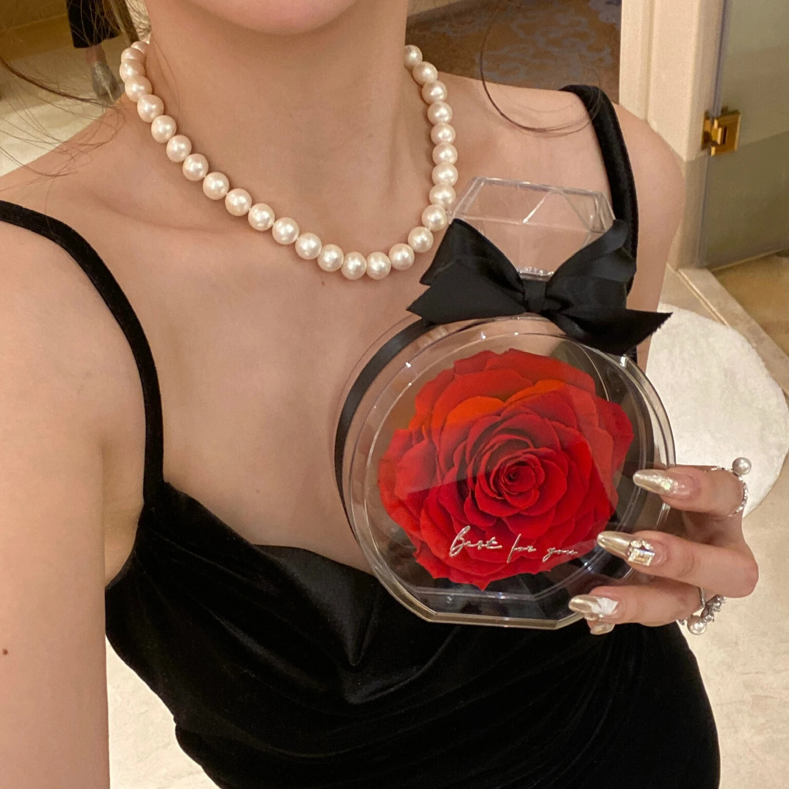 Uniquely Designed Preserved Scent-Infused Eternal Rosas in a Clear Box