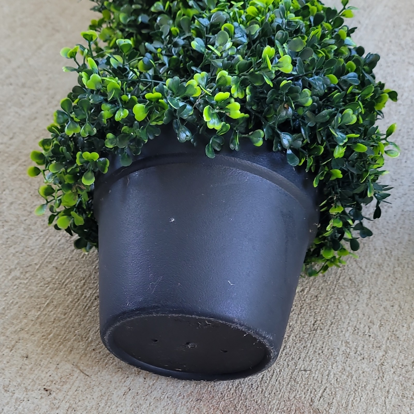 Artificial Green Boxwood Twisted Spiral Topiary Tree in Pot, Plastic