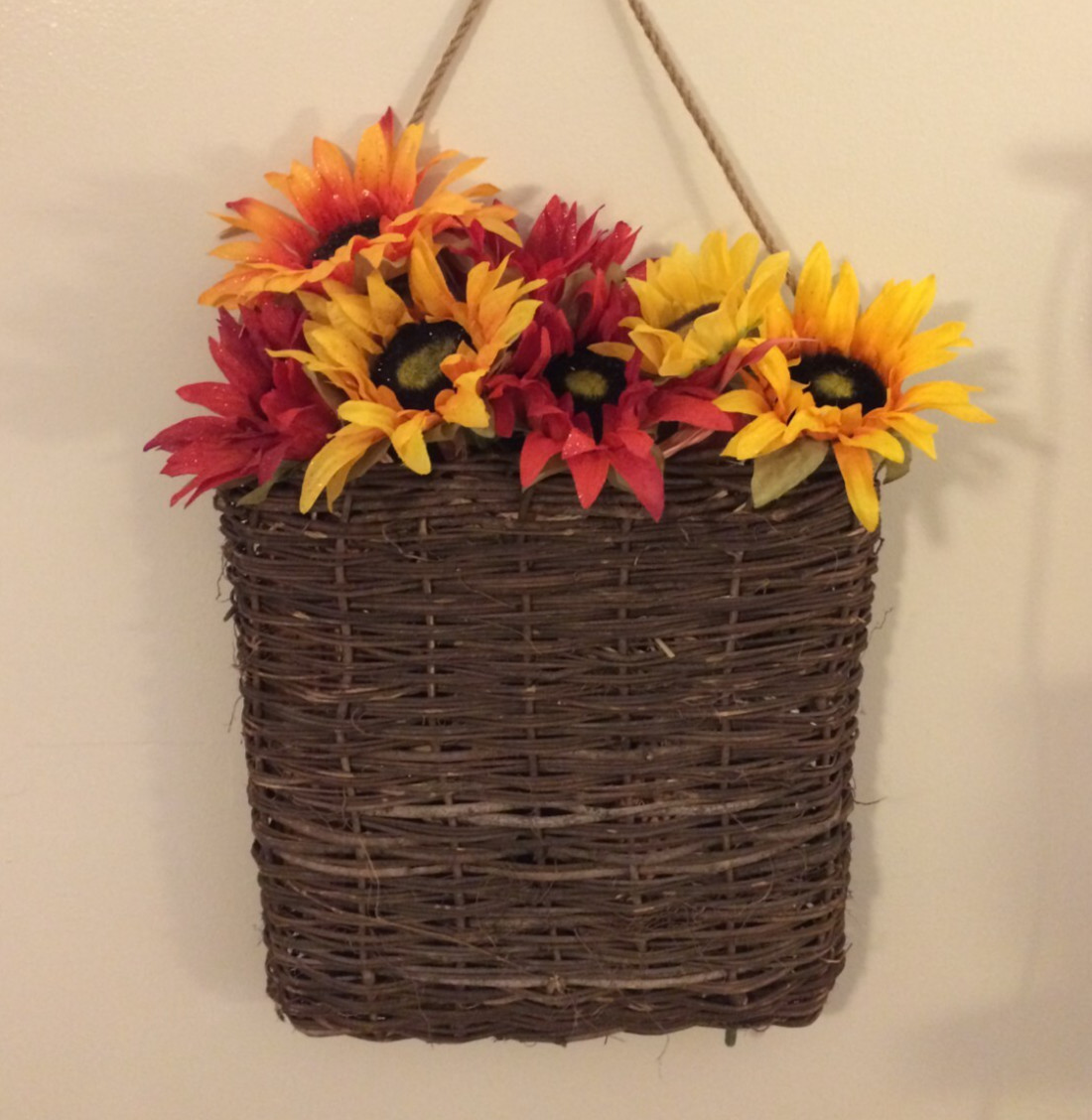 Large Rustic HANGING FLOWER BASKET Silk SUNFLOWERS – Holiday Door Seasonal Decor