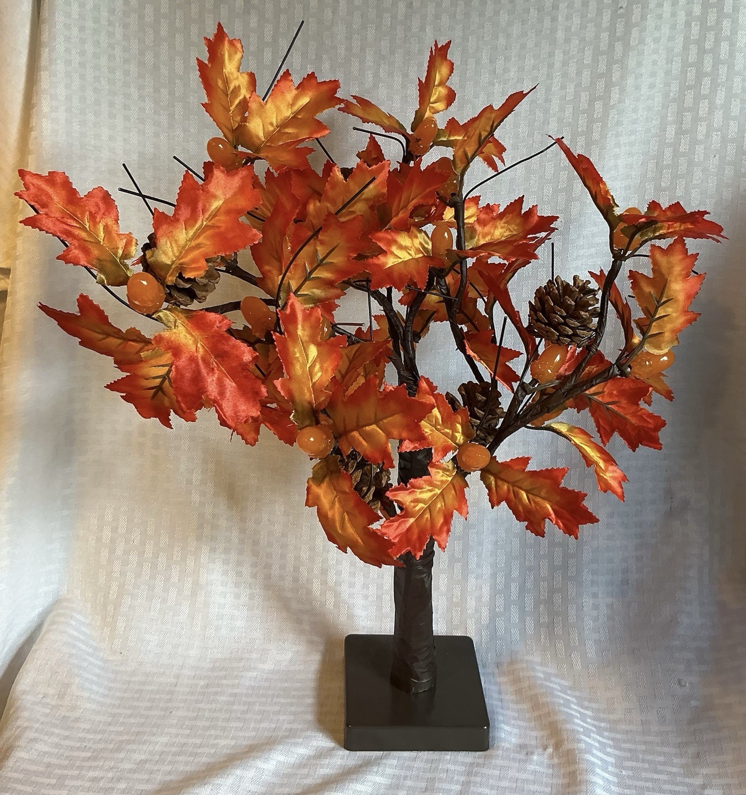 Fall Maple Tree Acorn Lights, Lighted Fall Tree with Pine Cones, Fall Decor