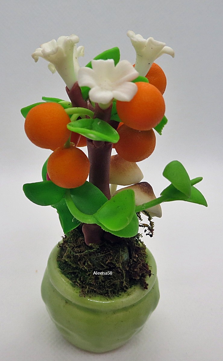 US Stock 4″H Handmade Air-Dry-Clay Miniature Orange Tree Arranged in Pot