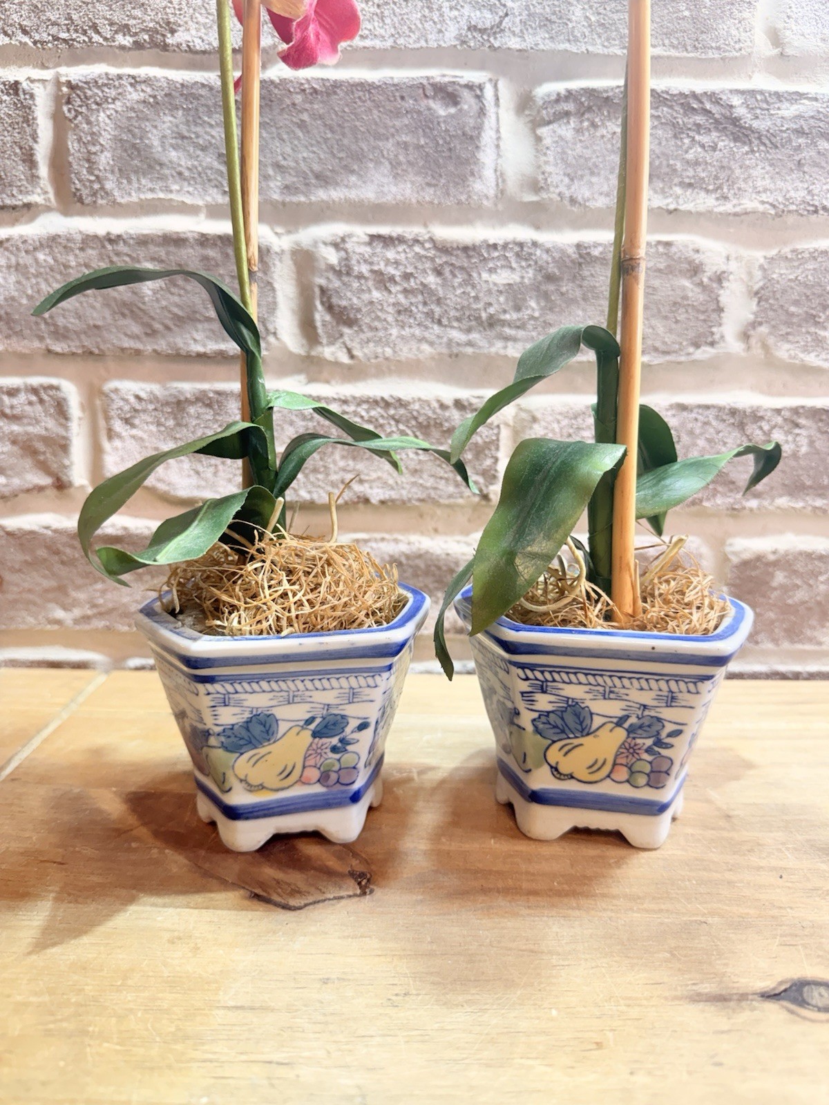Set Of 2 Vtg Blue White Chinoiserie Ceramic Pot Pink & Yellow Artificial Orchid