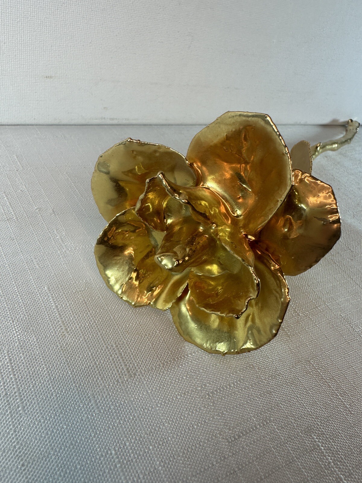 Real Rose Dipped Preserved In 24K Gold Long Stem 2 Leaves Forever Rose Gift