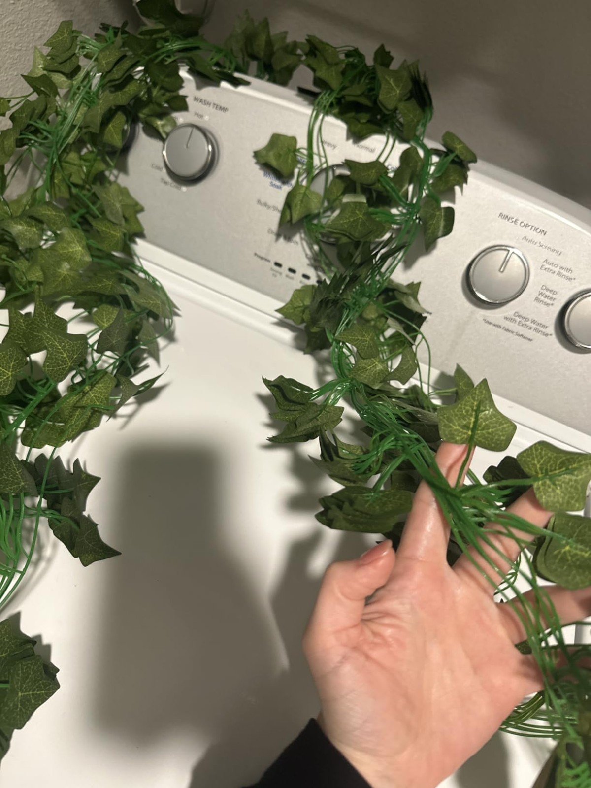 Durable 84Ft Ivy Vines – 12-Pack UV Resistant Greenery for Parties & Homes