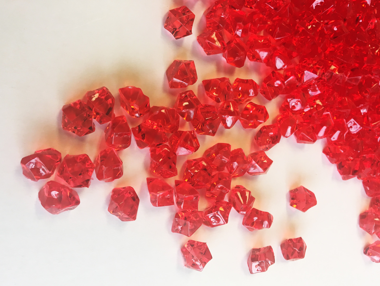8 Lb. Crystal Acrylic Ice Rock Vase Gems or Table Scatters (Small 1.5cm Red)